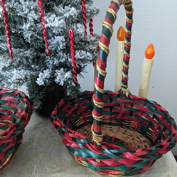 Crafters 4 Vtg. Oval Shape Red+Green Wicker Baskets - Picture 6 of 8